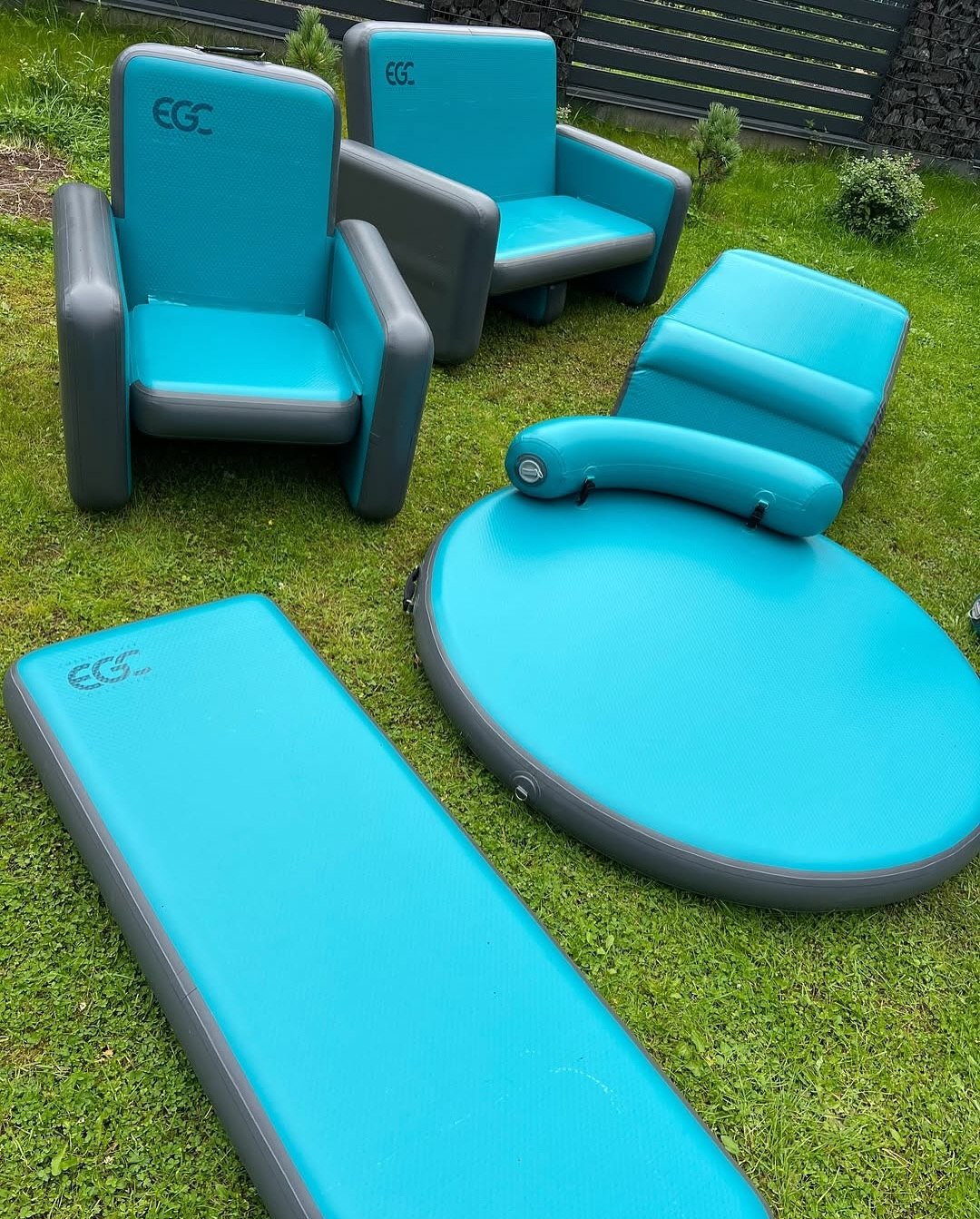 iPoolGo Inflatable Pool Chair - Image 2